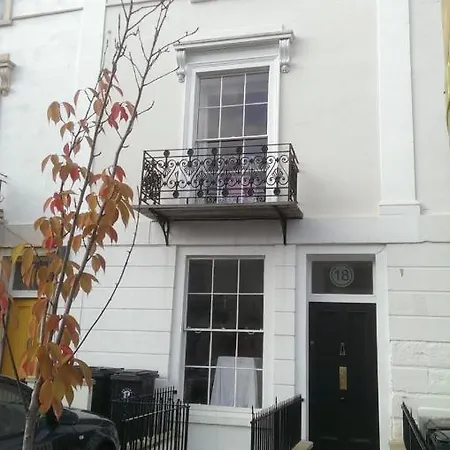 Prime Clifton Location - 2 Bedroom Bristol