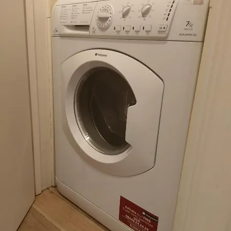 Prime Clifton Location - 2 Bedroom